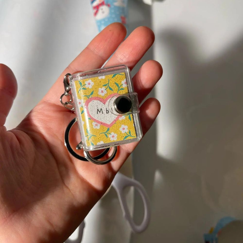 Dormstop Mini-Fotoalbum Schlüsselanhänger – Transparent, Für 16 Fotos, DIY Geschenkidee